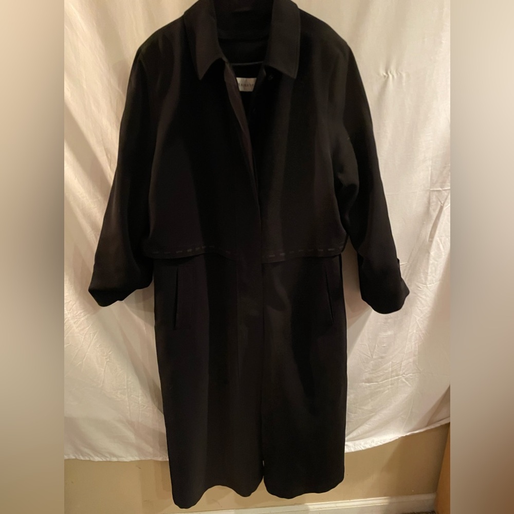 Ladies sz 14 Black gorgeous Rainshedder trench coat EUC looks great on $200 ret
